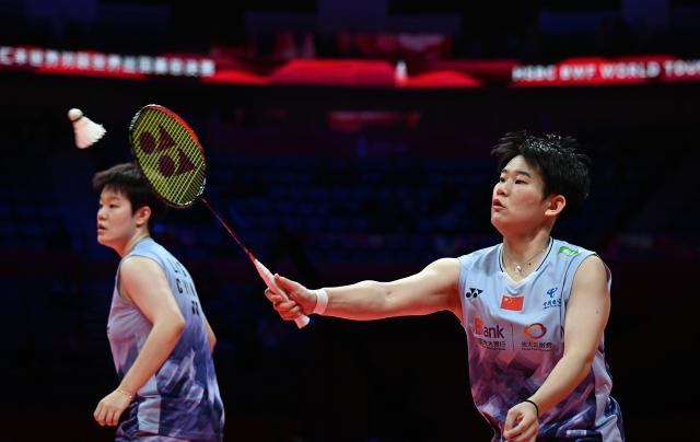 （体育）（5）羽毛球——世巡赛总决赛：刘圣书_谭宁胜松山奈未_志田千阳XxjpseC007084_20241212_PEPFN0A001.jpg
