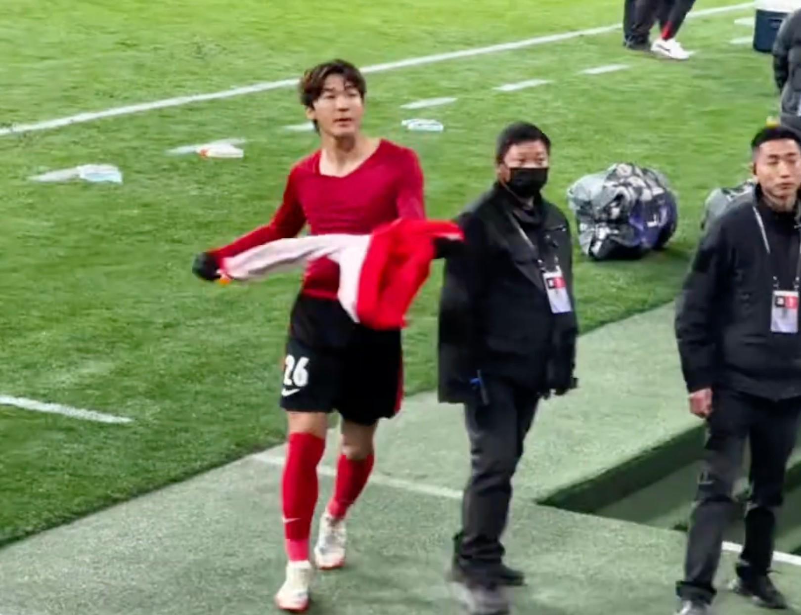 mk体育下载-元敏诚告别成都：离别不经意间到来，希望大家好运常伴